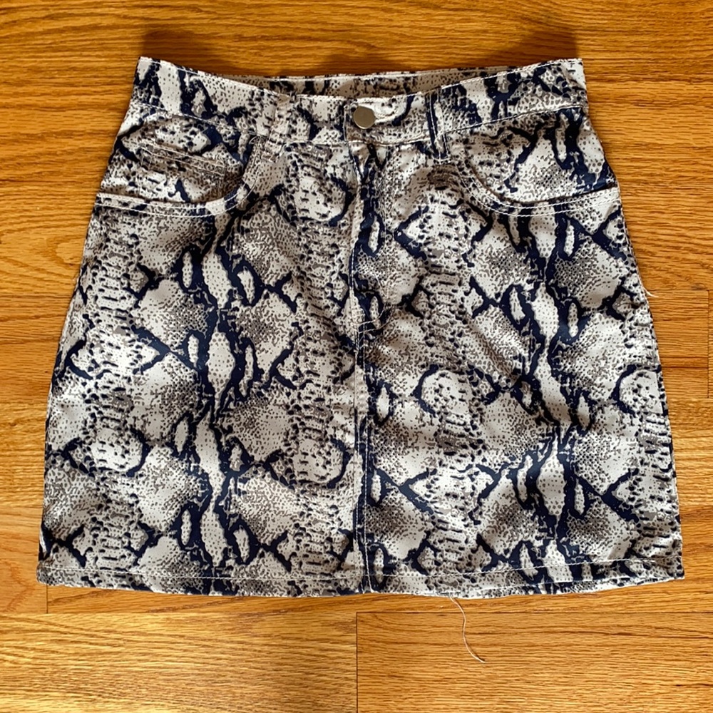 Snake print skirt